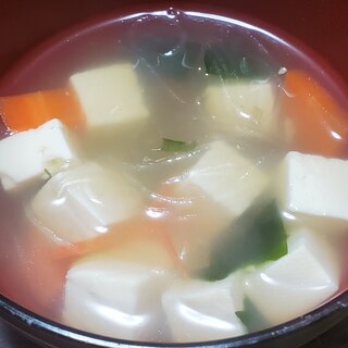 豆腐とにんじんの中華風春雨スープ